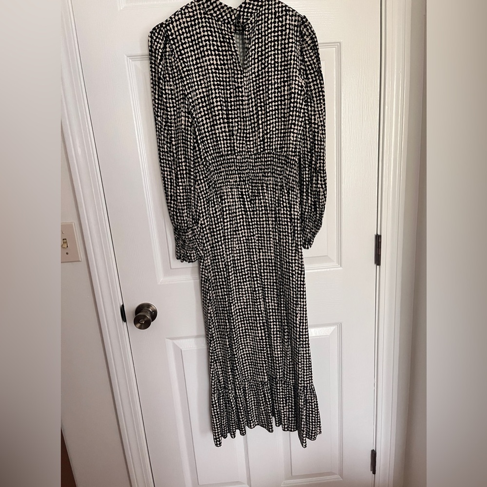 Elegant, comfortable, fun dress